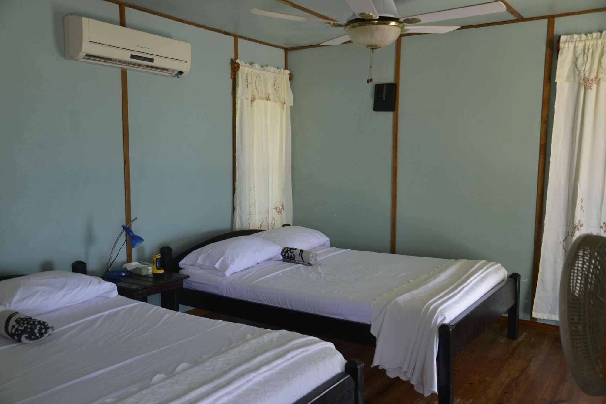 Isla Marisol Resort エクステリア 写真